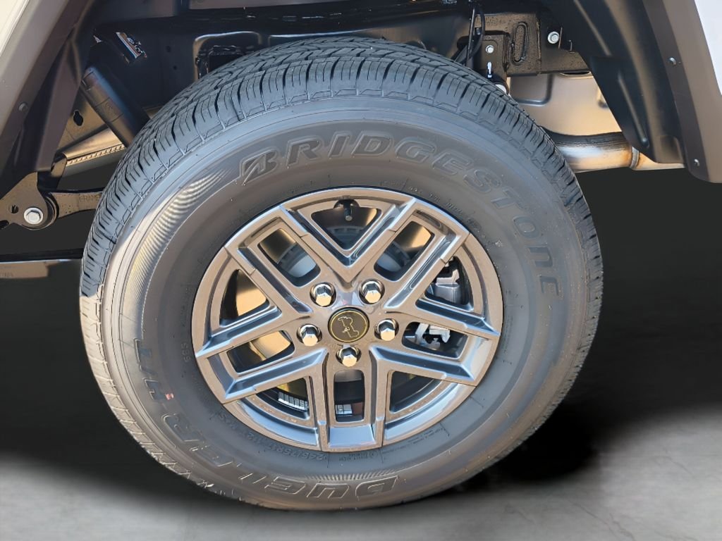 New 2025 Bright White Clear-Coat Exterior Paint Jeep Sport S Dark Sky Edition image 3
