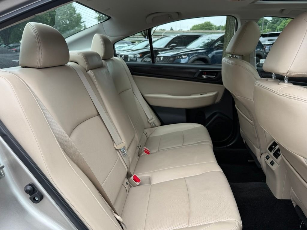 Used 2015 Gray Subaru 2.5i image 31