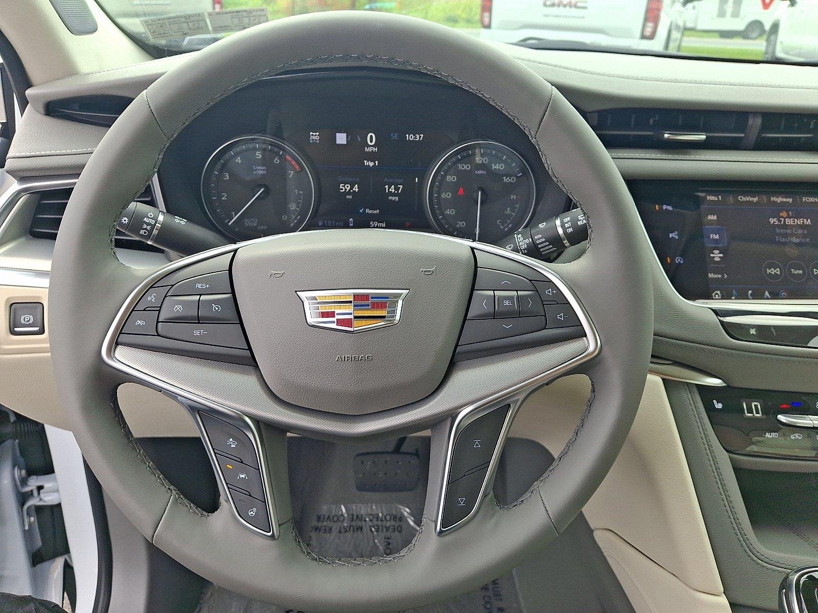 2026 Cadillac XT5 Premium Luxury - Photo 9