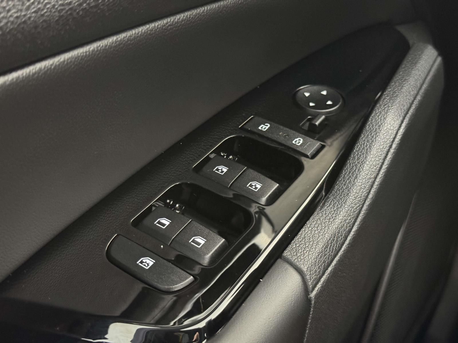 Used 2025 Gray Kia X-Line image 21