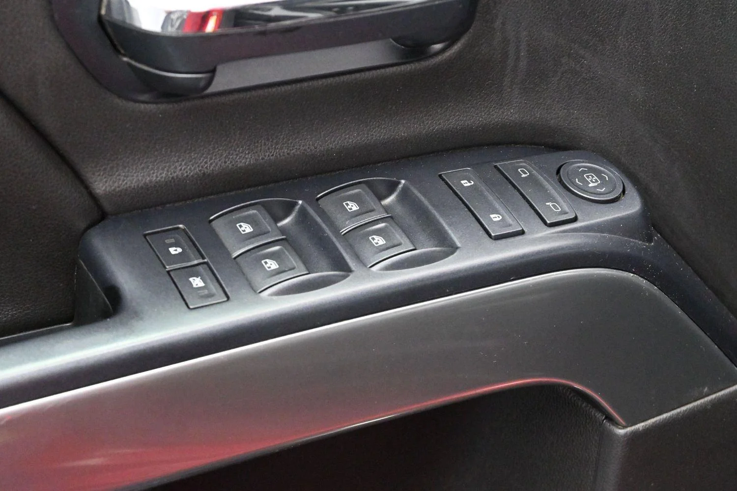 Used 2014 Victory Red Chevrolet LT image 11