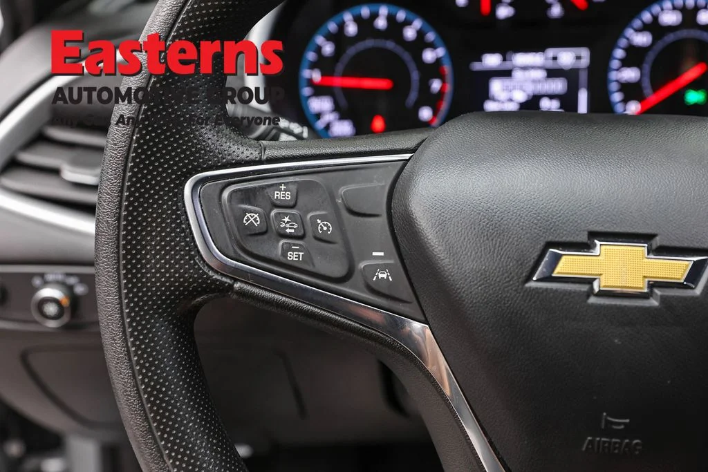 Used 2023 Gray Chevrolet LT image 15