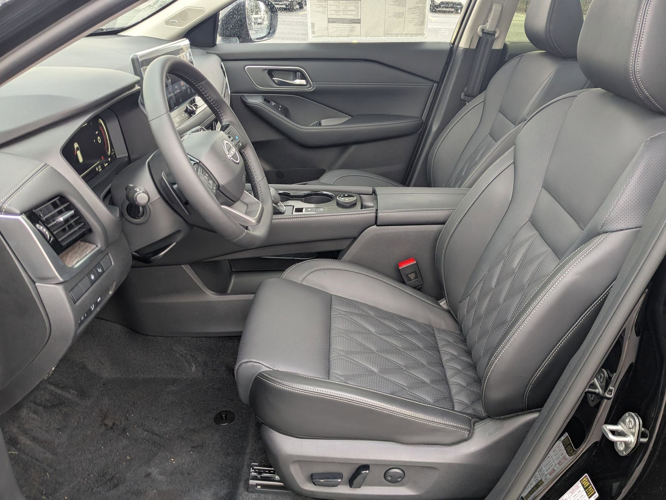 New 2026 Super Black Nissan Platinum image 14