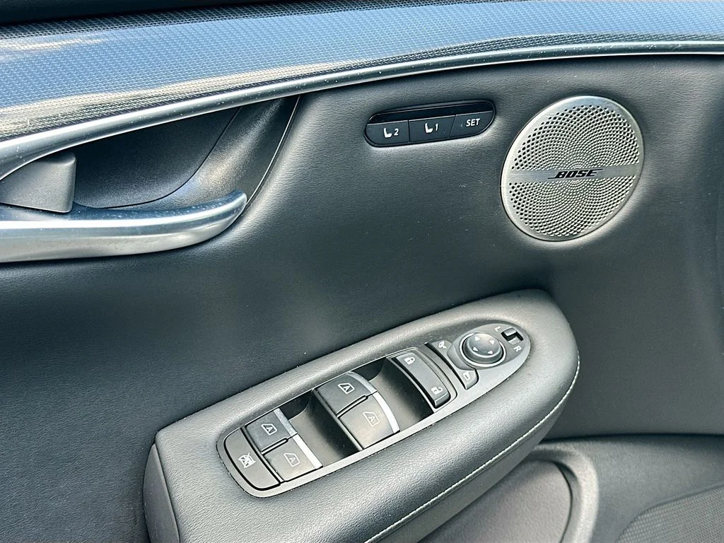 Used 2023 Slate Gray INFINITI SPORT image 19