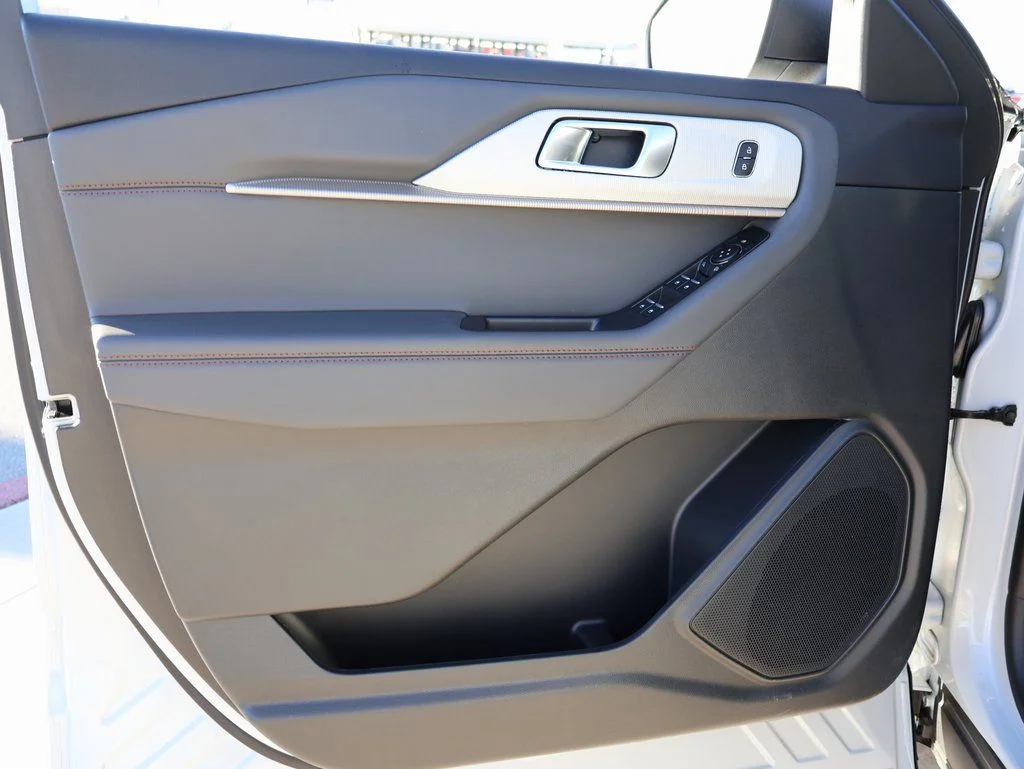 New 2026 Space White Metallic Ford Active image 23