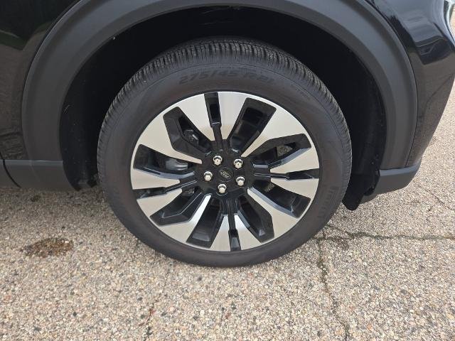 New 2026 Agate Black Metallic Ford Platinum™ image 57
