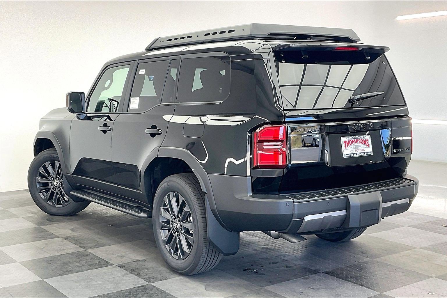 New 2027 Inked Toyota Land Cruiser image 2