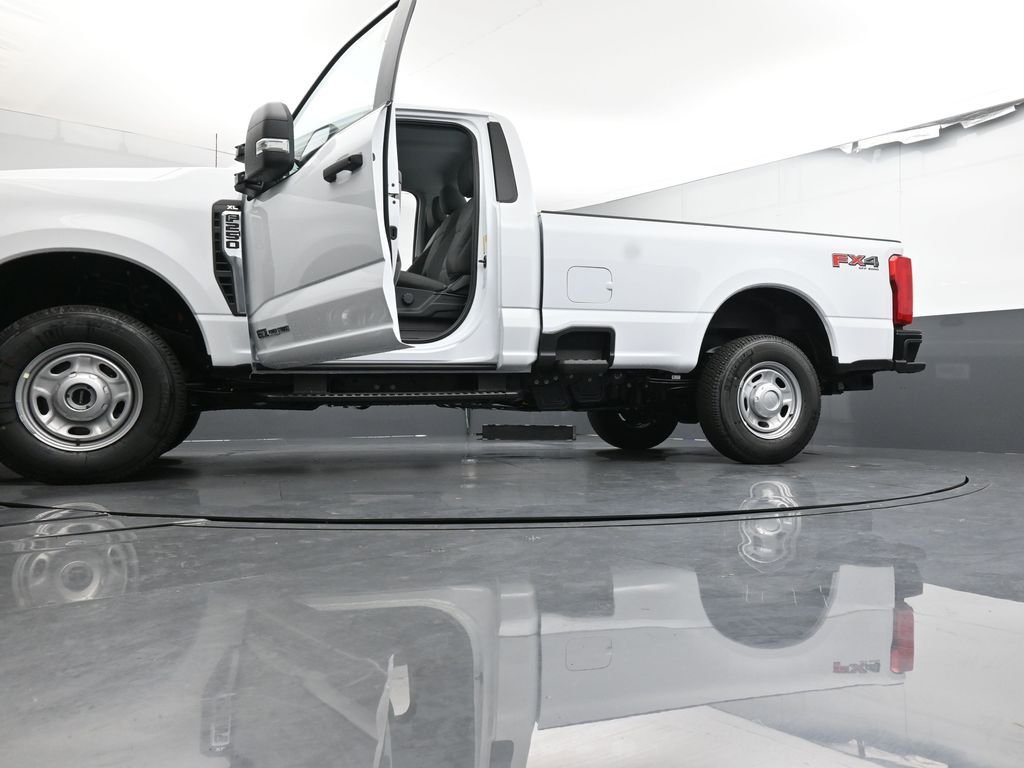 2026 Ford F-250 Super Duty XL - Photo 43
