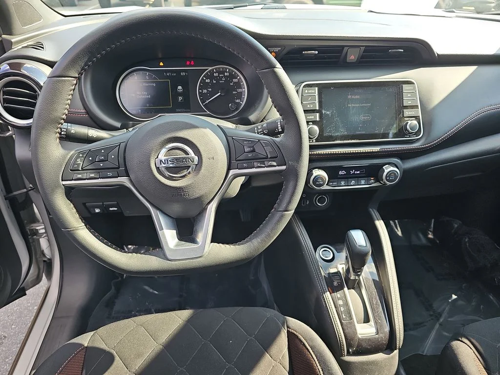 Used 2019 Silver Nissan SR image 15