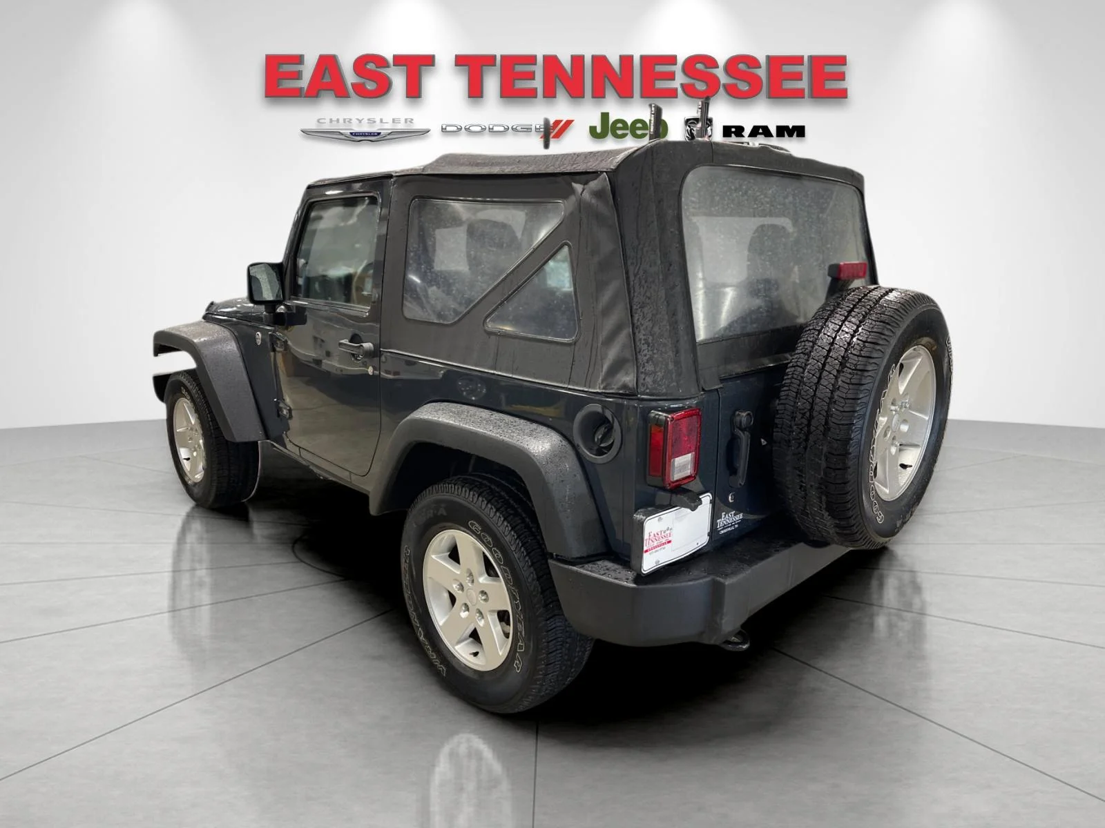 Used 2016 Black Jeep Sport image 5