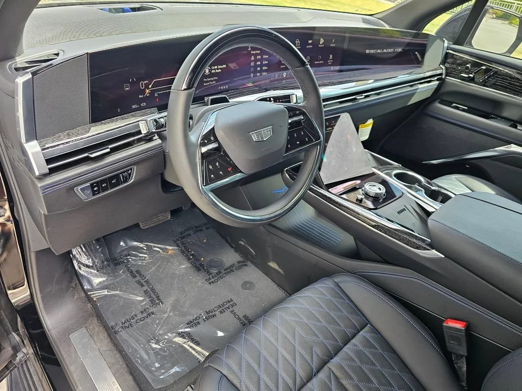 Used 2026 Black Raven Cadillac Luxury image 22