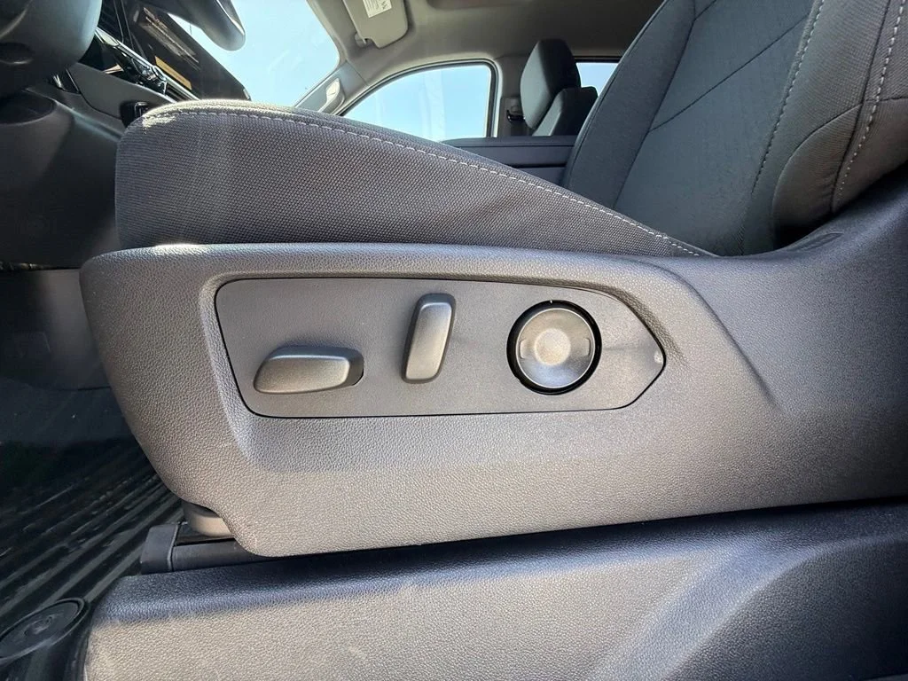 New 2026 Sterling Metallic GMC Elevation image 33