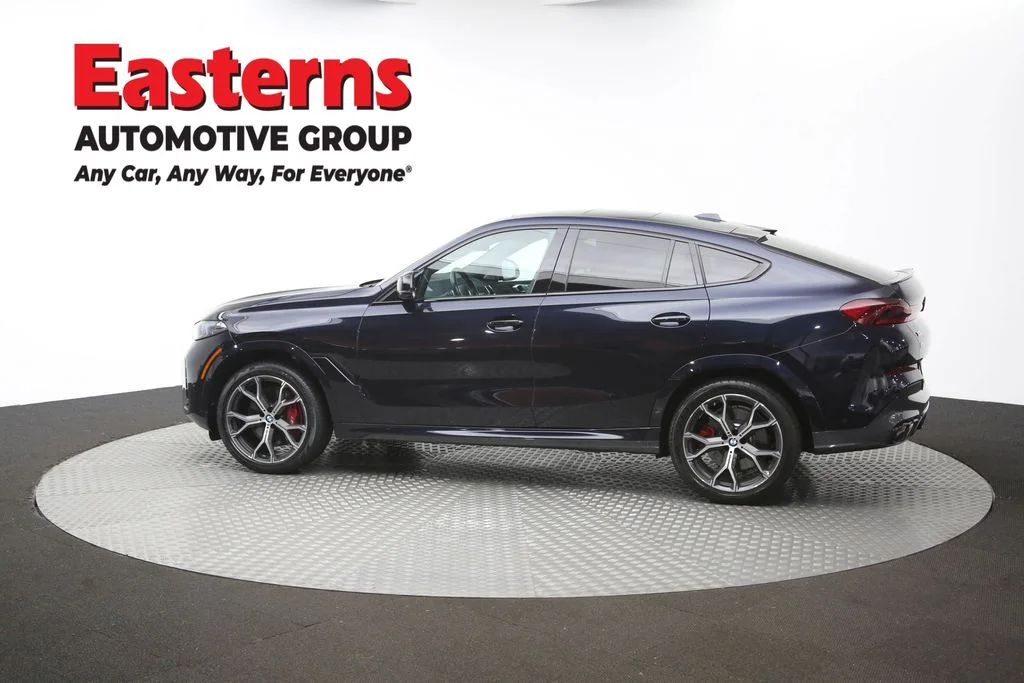 Used 2025 Black BMW M60i image 64