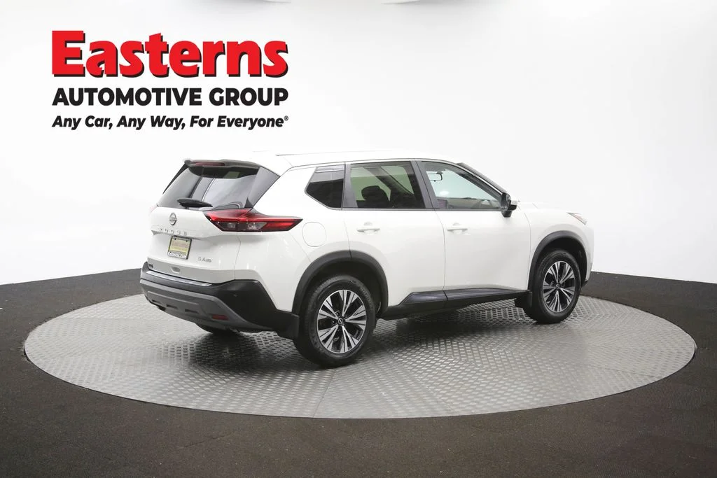Used 2023 White Nissan SV image 41