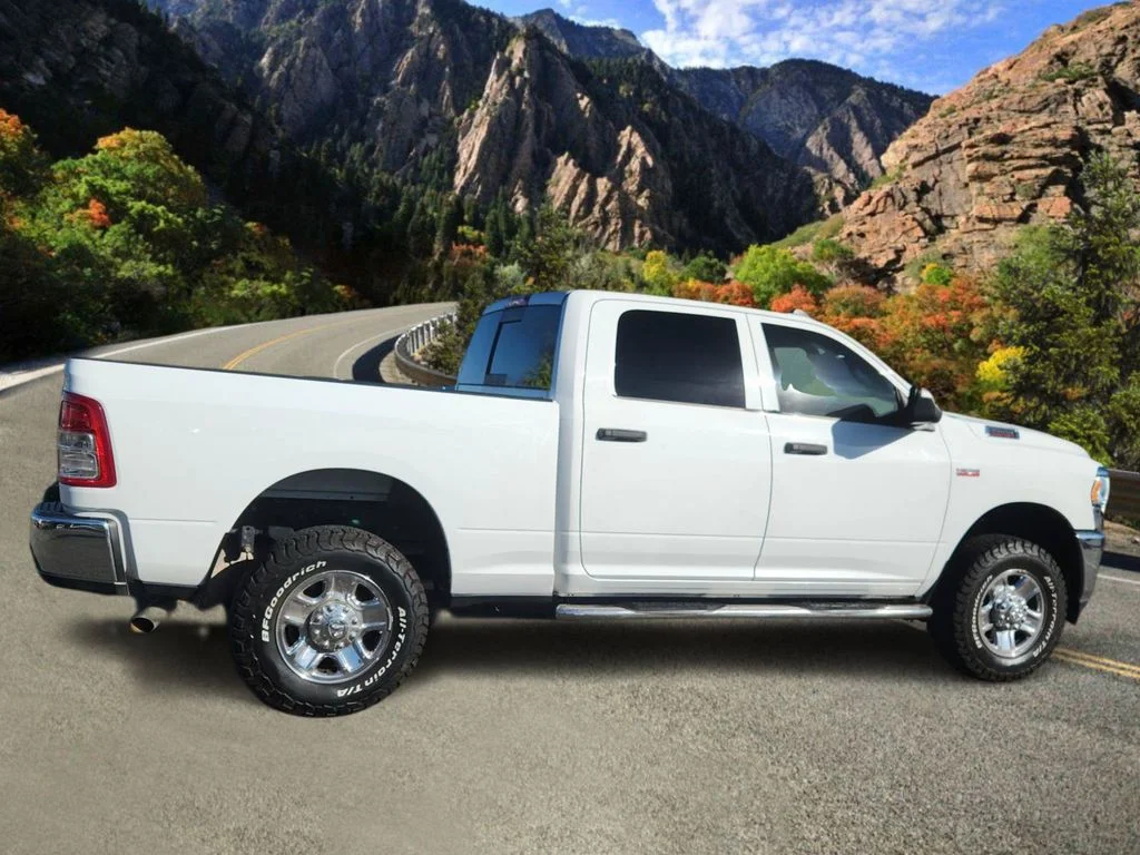 Used 2022 White Ram Tradesman image 2