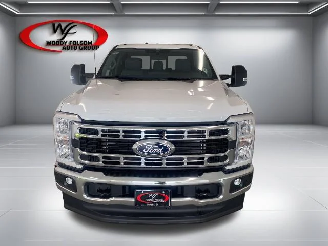 New 2027 Oxford White Ford F-350® XL image 21