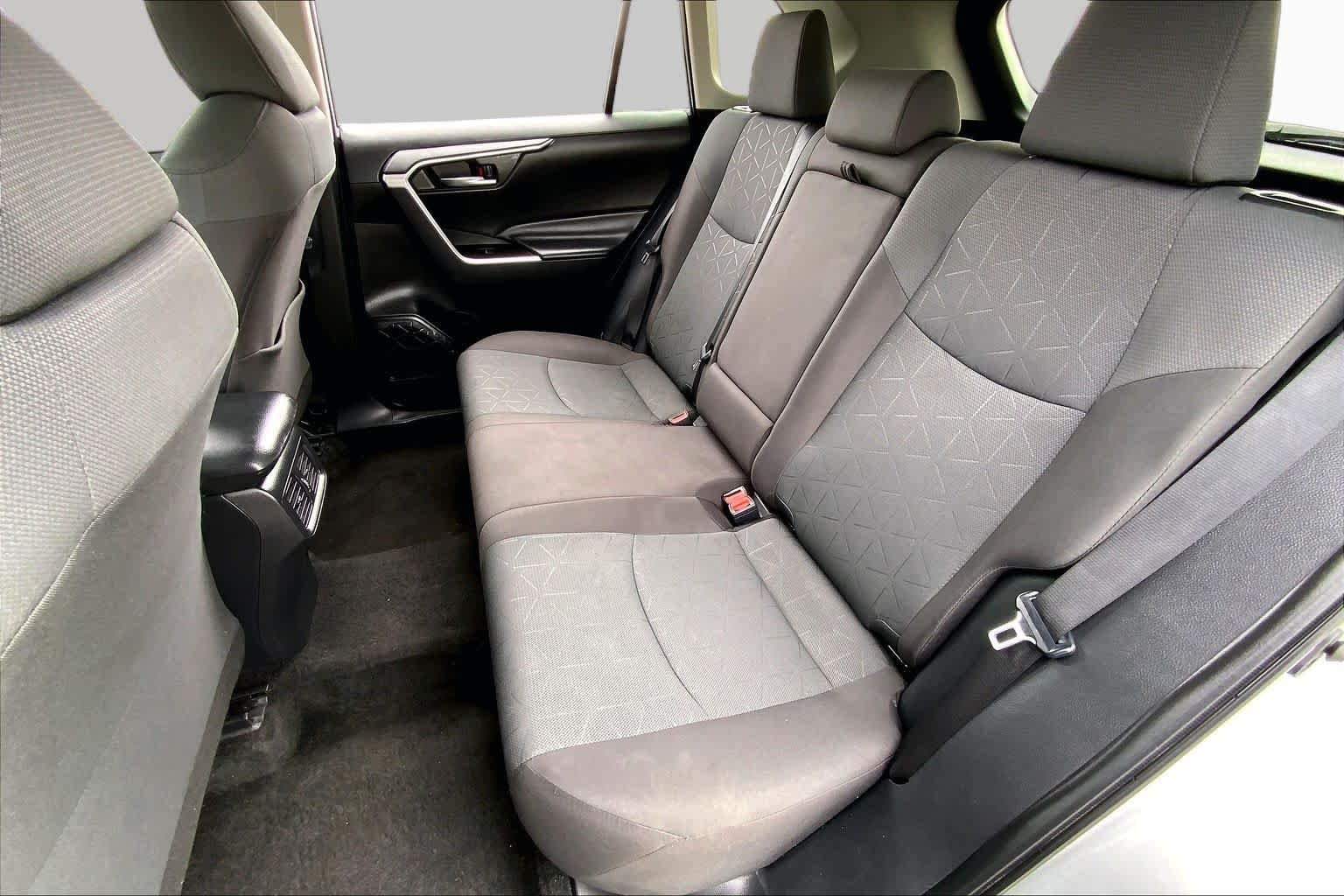 Used 2024 Silver Sky Metallic Toyota XLE image 20