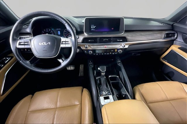 Used 2022 Black Kia SX image 7