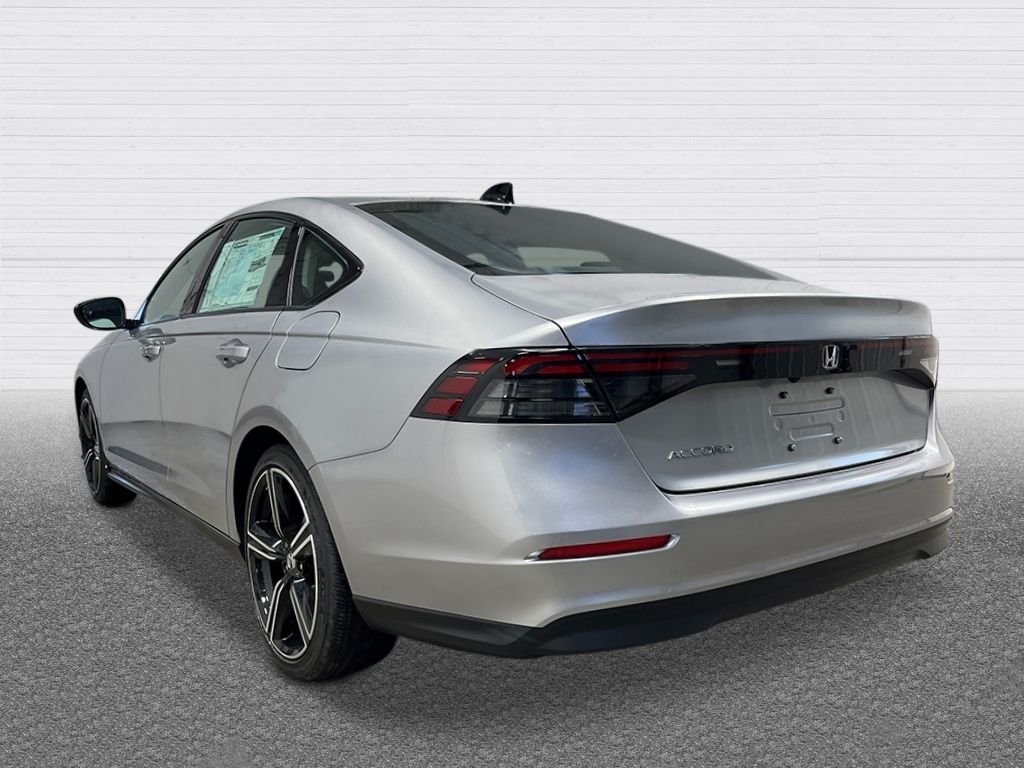 New 2026 Solar Silver Metallic Honda SE image 3