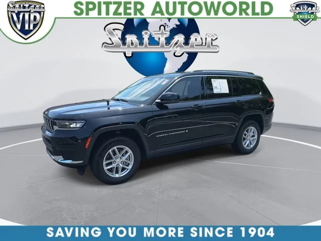 Used 2023 Black Jeep Laredo image 5