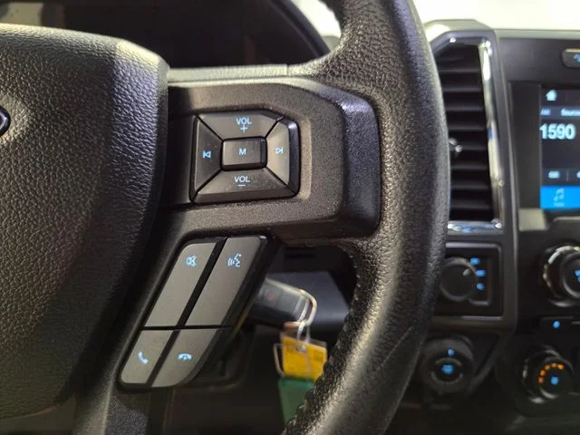 Used 2016 Blue Ford XLT image 25