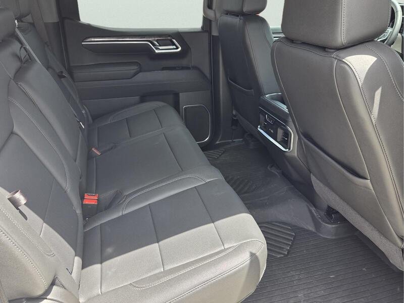 Used 2025 Pearl CHEVROLET 4WD CREW CAB 147" LTZ image 17
