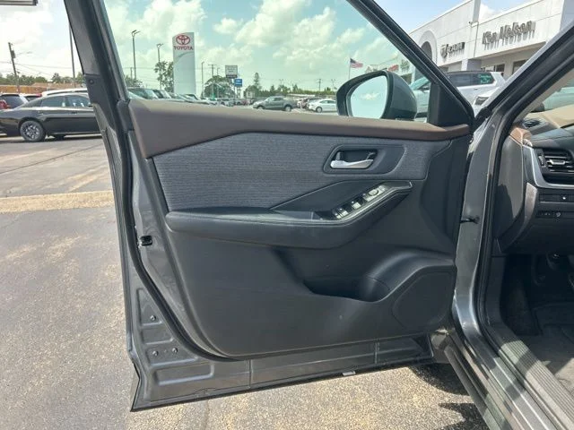 Used 2023 Gray Nissan SV image 24