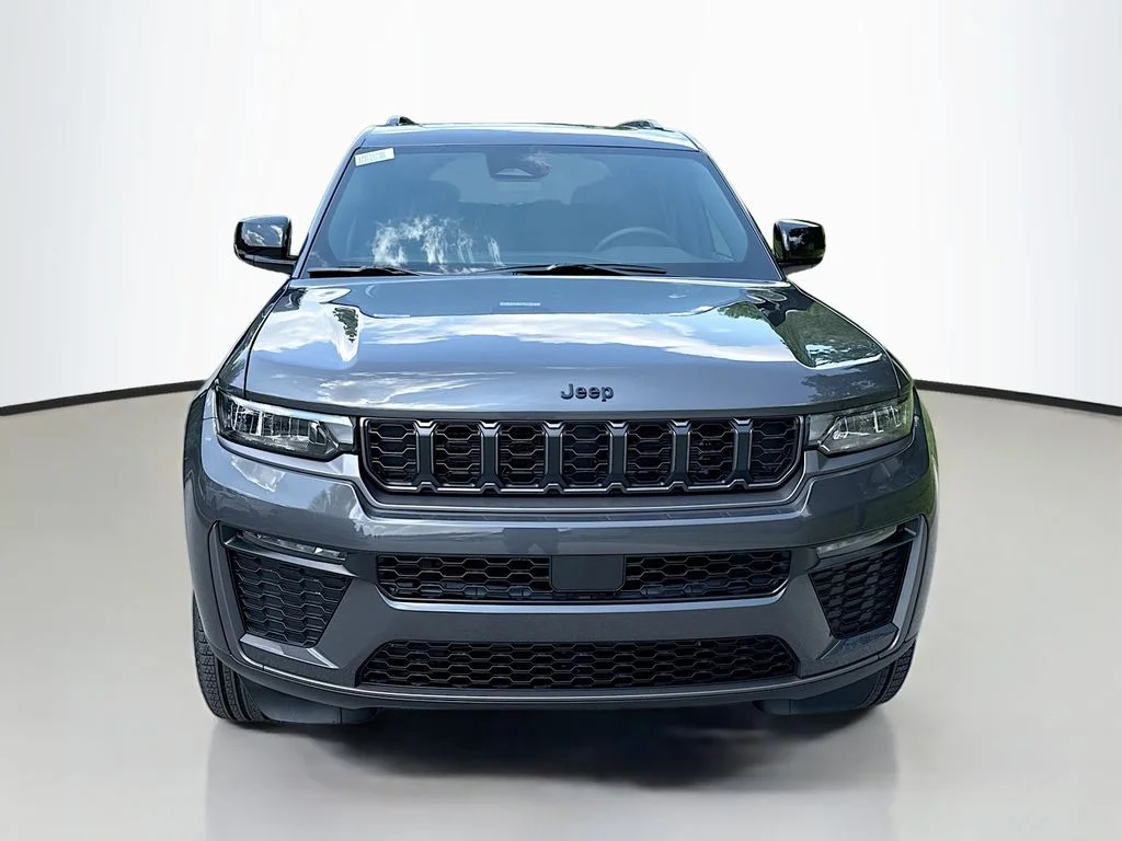 New 2026 Baltic Gray Metallic Clearcoat Jeep Limited image 2