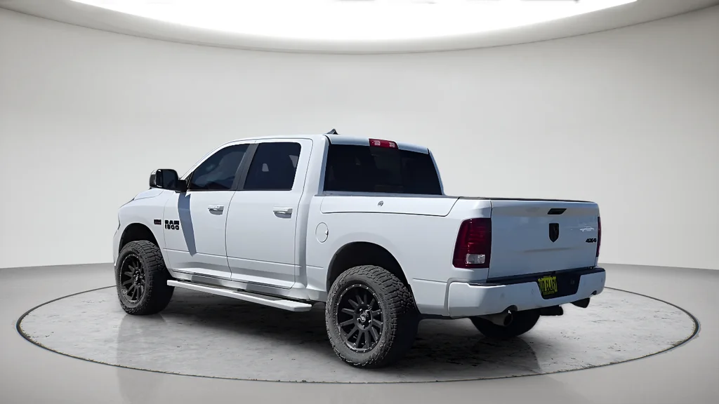 Used 2018 White Ram Sport image 7