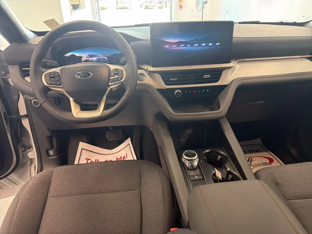 New 2027 White Ford Active image 14