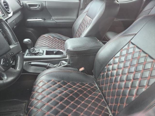 Certified Used 2018 ATTITUDE BLACK MC. Toyota  image 21