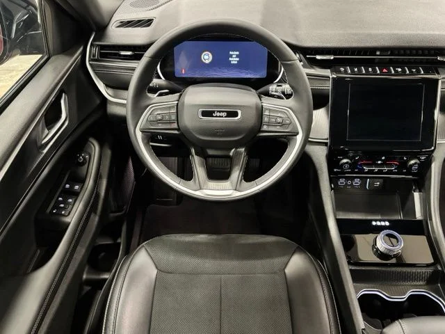 Used 2025 Red Jeep Altitude X image 13