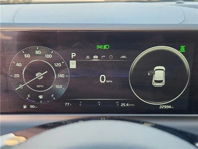 Used 2024 White KIA SX (DCT) All-Wheel Drive image 18