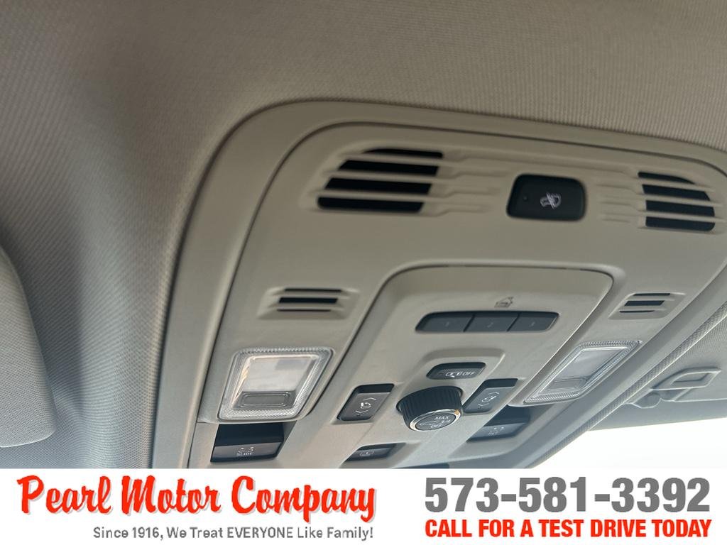 2021 GMC Yukon Denali - Photo 18