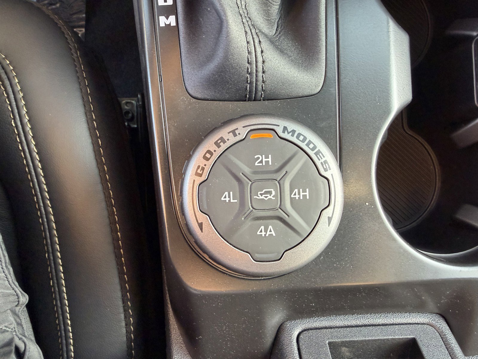 New 2026 Carbonized Gray Metallic Ford Badlands® image 21