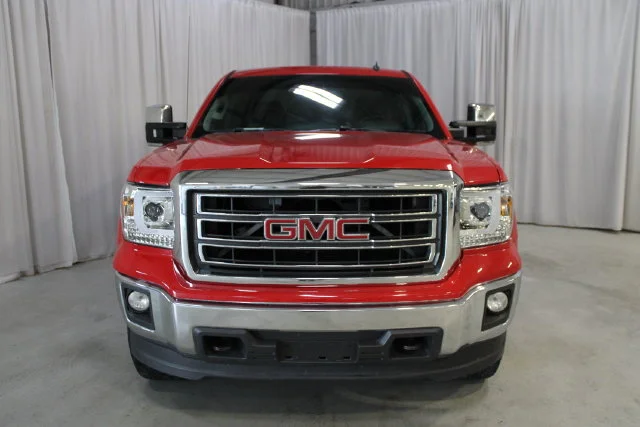 Used 2014 FIRE RED GMC SLE image 25