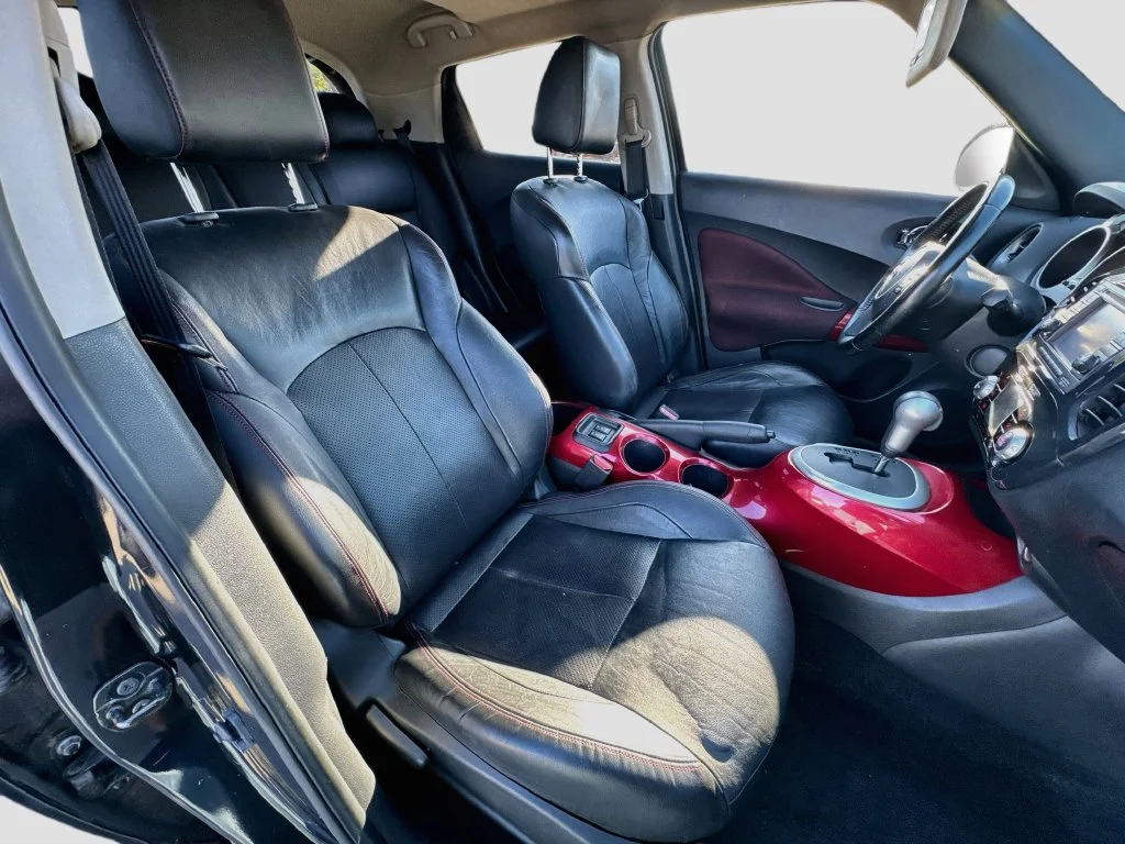 Used 2011 Black Nissan SL image 32