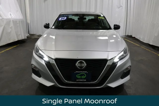 2020 Nissan Altima SR - Photo 9