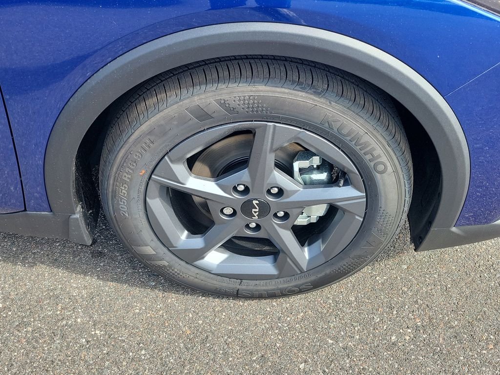 New 2026 Blue Kia LXS image 38