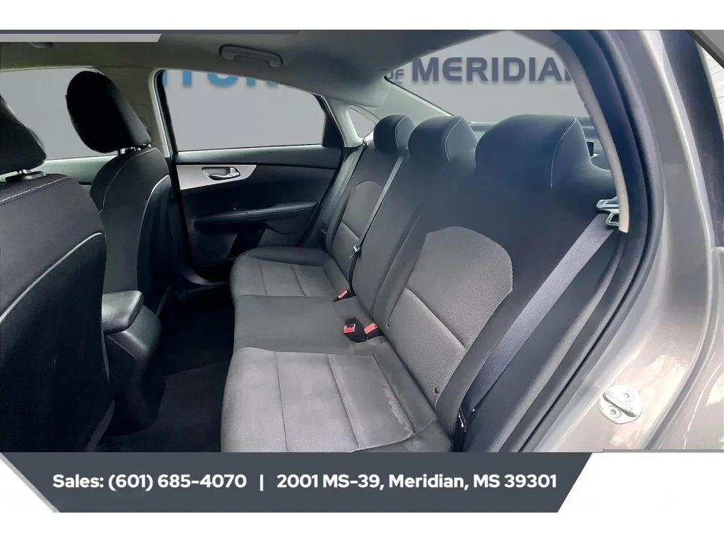 Used 2023 Steel Gray Kia LXS image 19