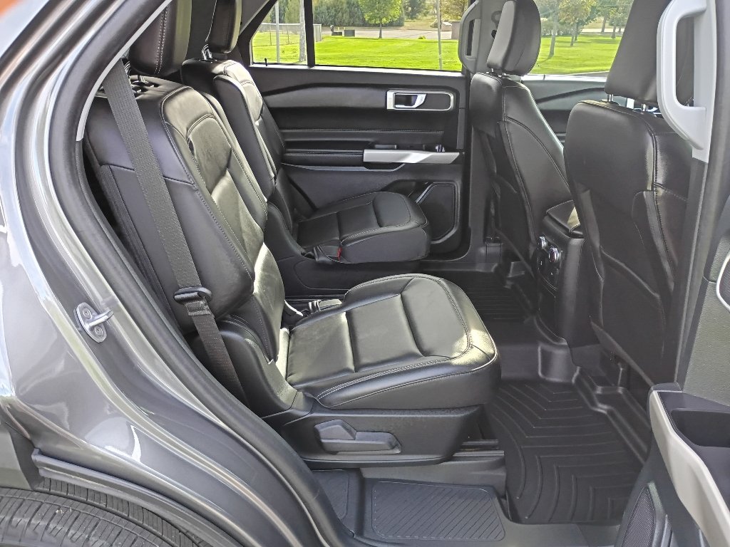 Used 2023 Carbonized Gray Metallic Ford XLT image 16