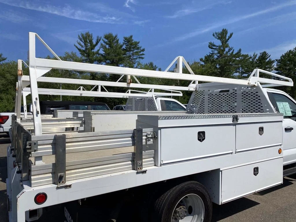 Used 2024 Oxford White Ford XL image 2