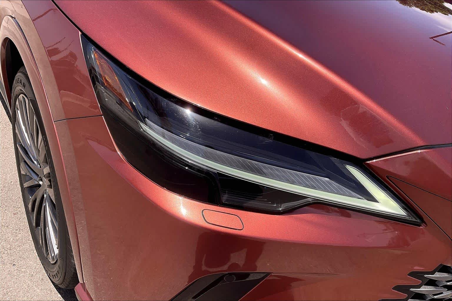 Used 2023 Copper Crest Lexus Luxury image 26