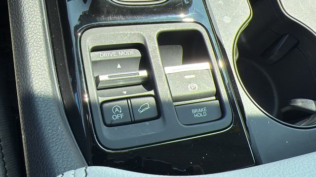 Used 2026 Obsidian Blue Pearl Honda RTL image 20