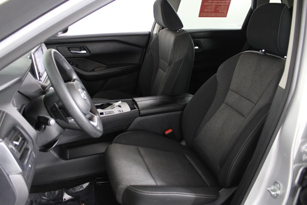 2024 Nissan Rogue SV - Photo 20