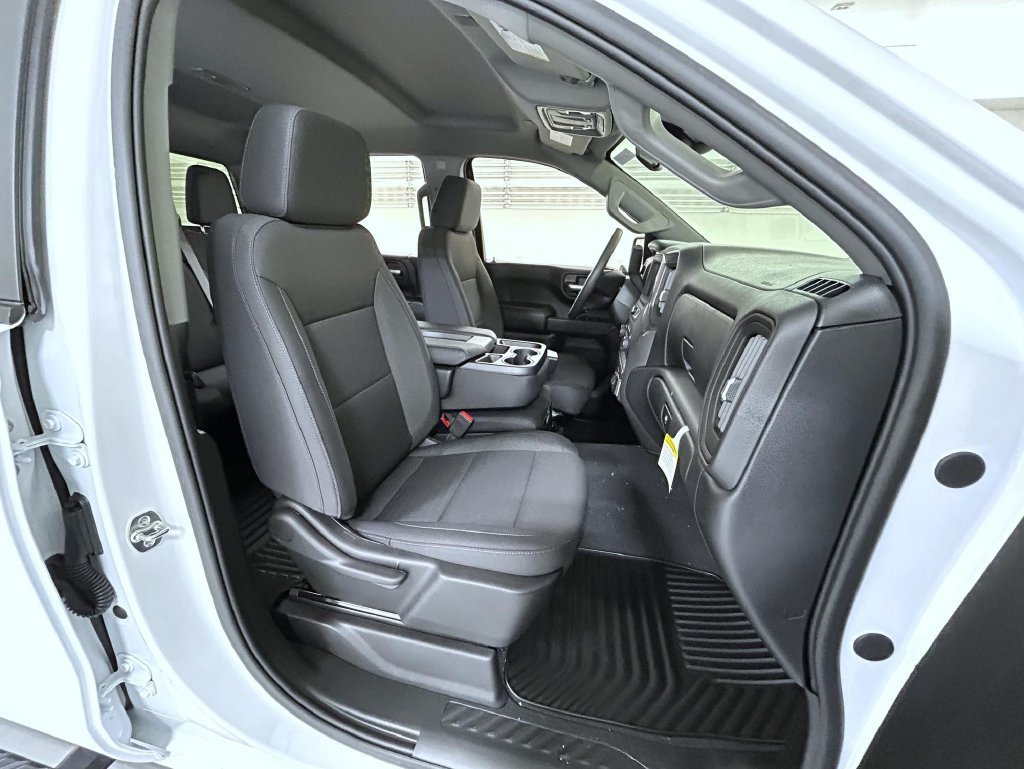 2026 Chevrolet Silverado 1500 Custom - Photo 15