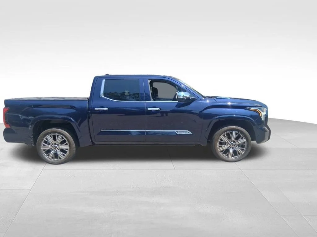 Used 2024 L-bk Toyota Capstone Hybrid image 4
