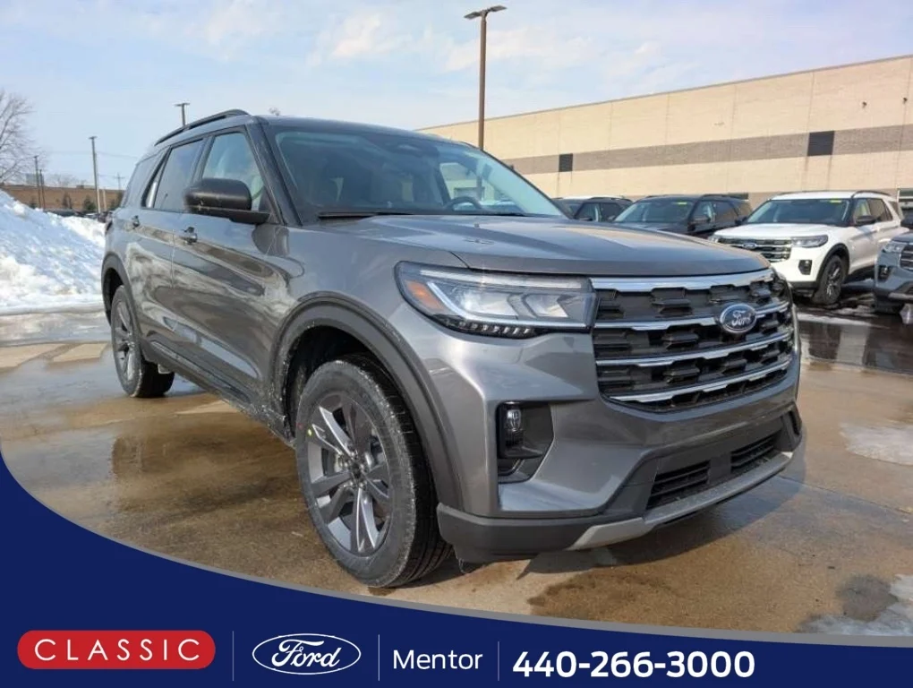 2026 Ford Explorer Active 4WD's photo