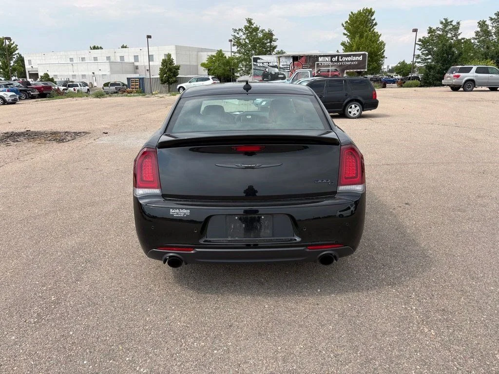 Used 2023 Black Chrysler C image 5