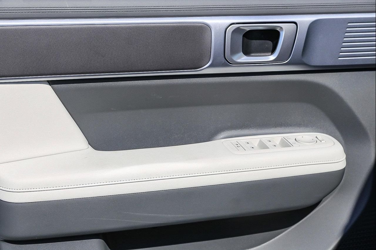 New 2026 Silver Hyundai SEL image 45